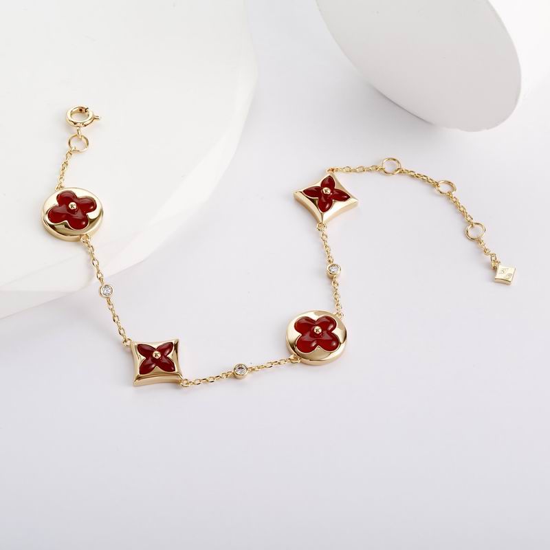 Lv Bracelet 02yxs19 (2)