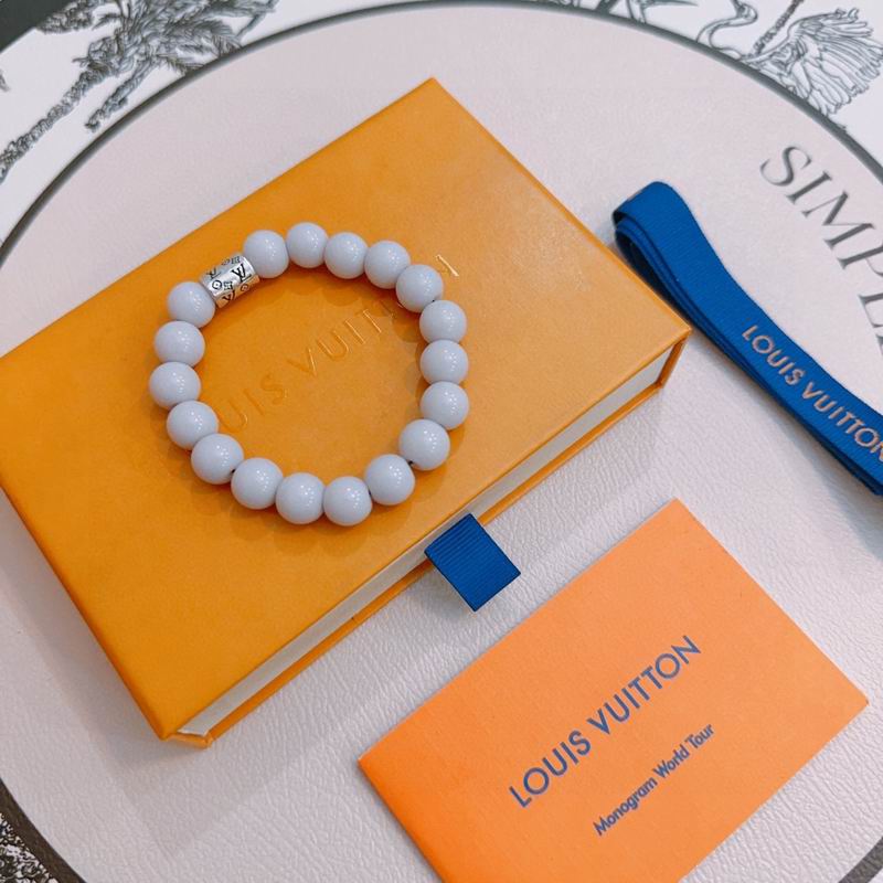Lv Bracelet 02yxs20 (7)