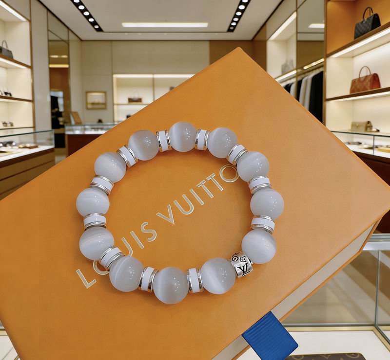 Lv Bracelet 02yxs22 (2)