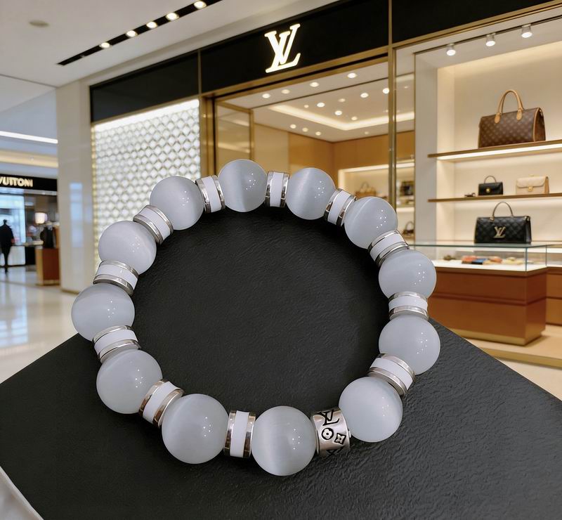Lv Bracelet 02yxs22 (8)