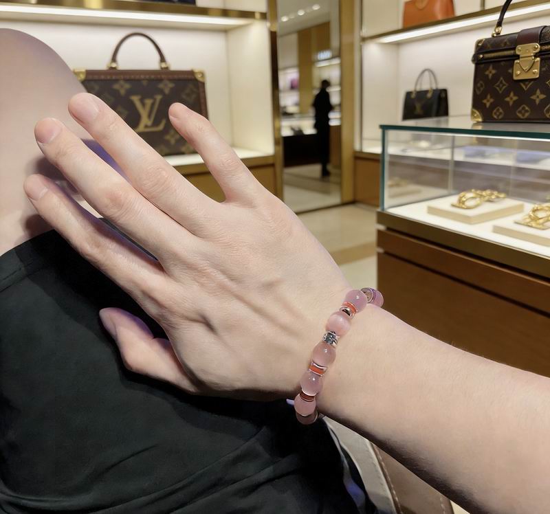Lv Bracelet 02yxs23 (6)