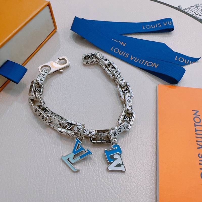 Lv Bracelet 02yxs26 (1)