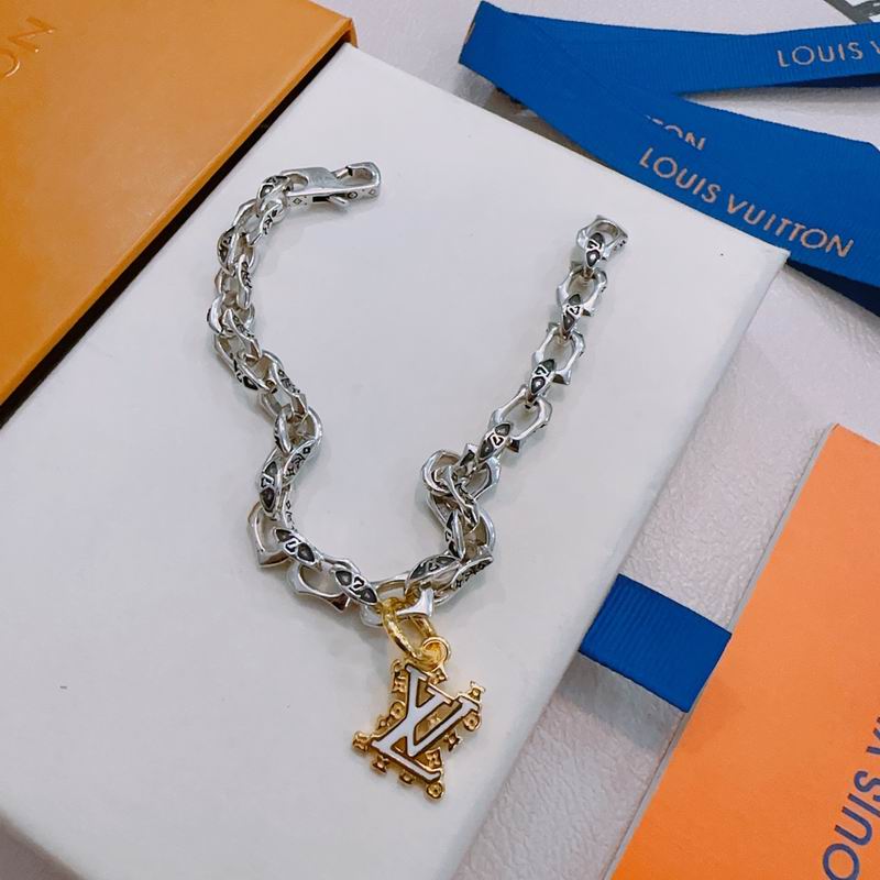 Lv Bracelet 02yxs27 (6)