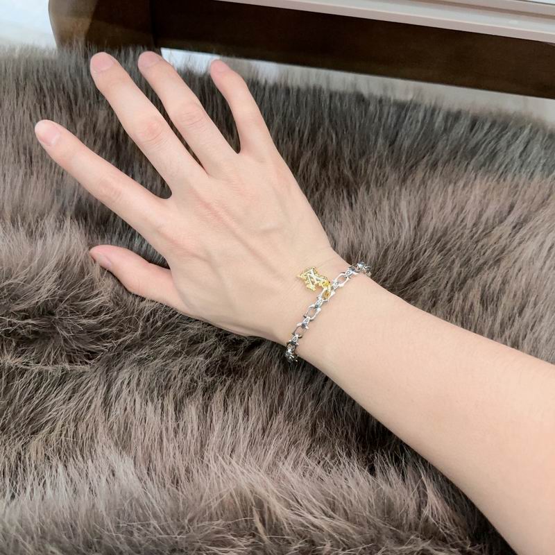 Lv Bracelet 02yxs27 (9)