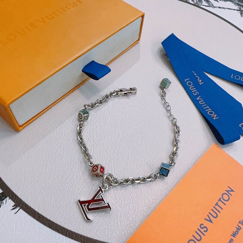 Lv Bracelet 02yxs28 (1)