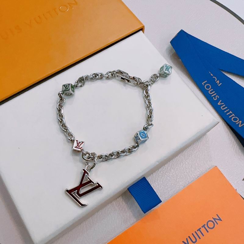 Lv Bracelet 02yxs28 (5)