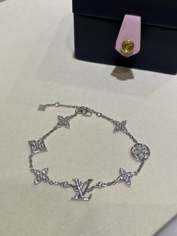 Lv Bracelet 02yxs31 (9)