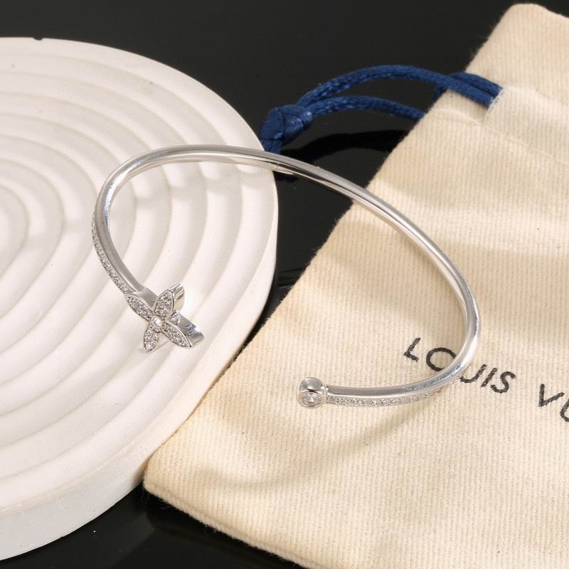 Lv Bracelet 02yxs34 (2)