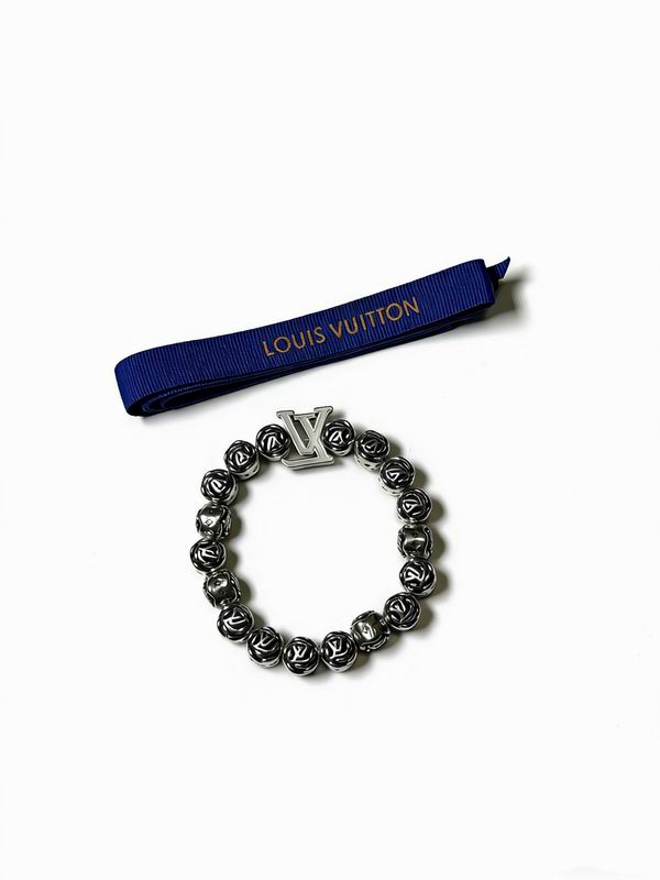 Lv Bracelet 02yxs45 (5)
