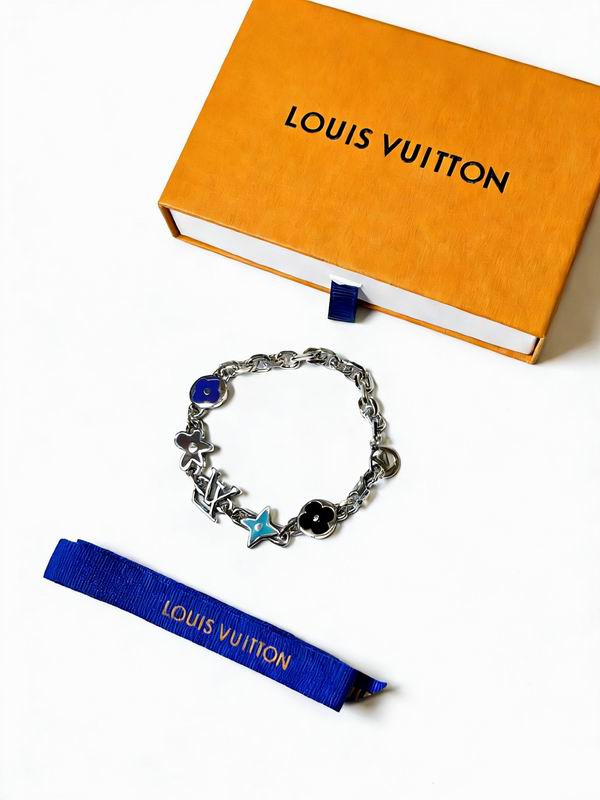 Lv Bracelet 02yxs47 (6)