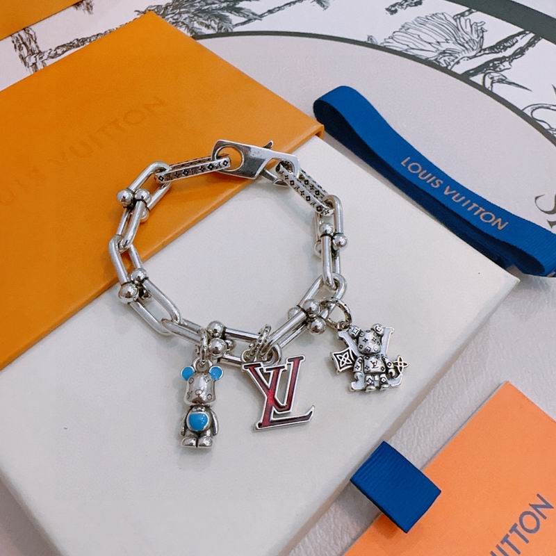 Lv Bracelet 02yxs51 (5)