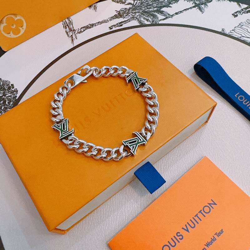 Lv Bracelet 02yxs52 (5)