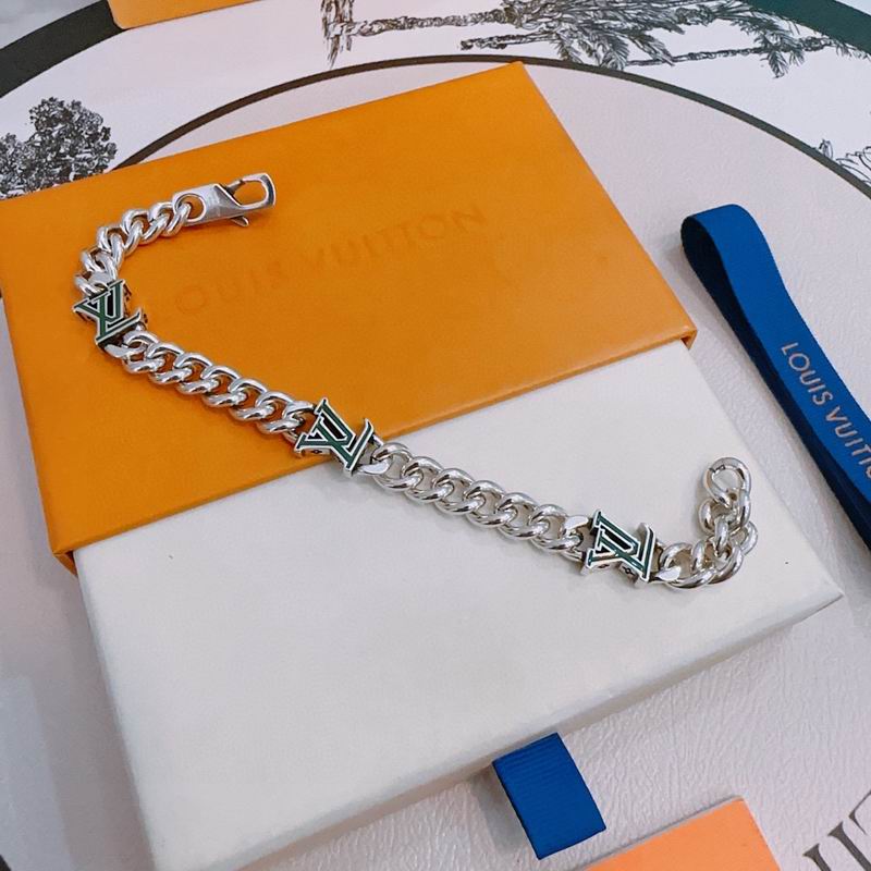 Lv Bracelet 02yxs52 (6)