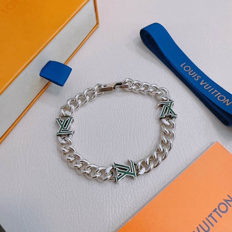 Lv Bracelet 02yxs52 (8)