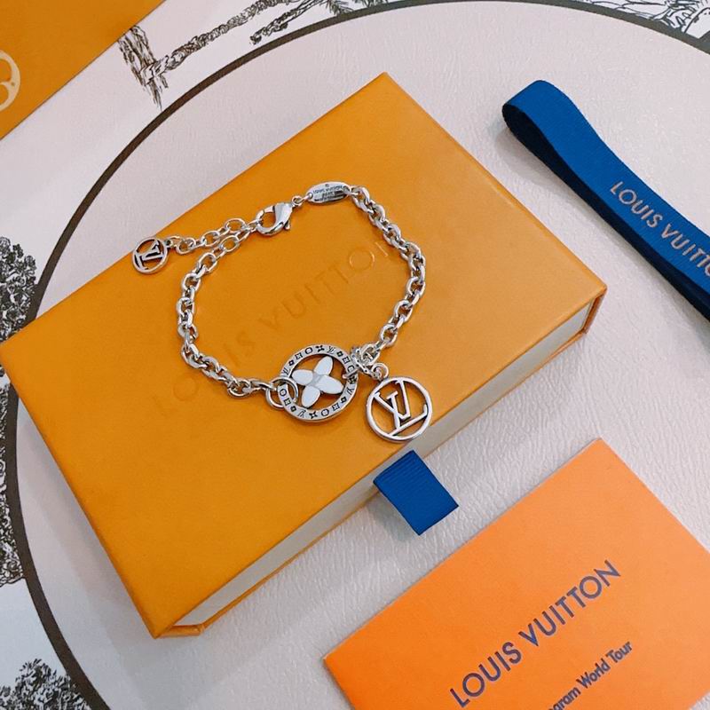 Lv Bracelet 02yxs54 (2)
