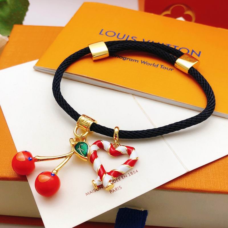 Lv Bracelet 02yxs55 (1)
