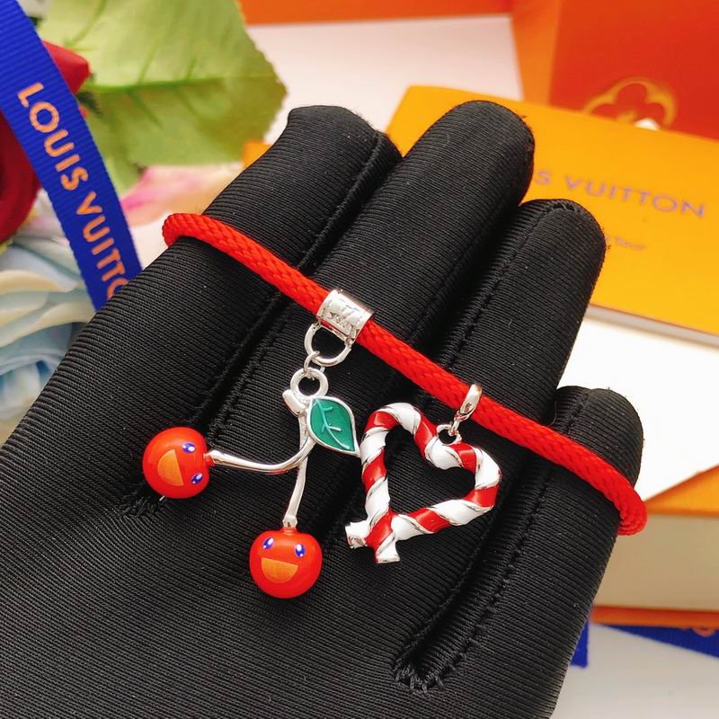 Lv Bracelet 02yxs55 (10)