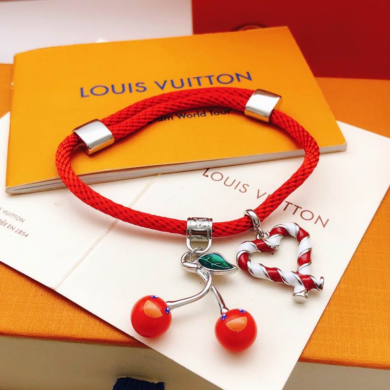 Lv Bracelet 02yxs55 (11)