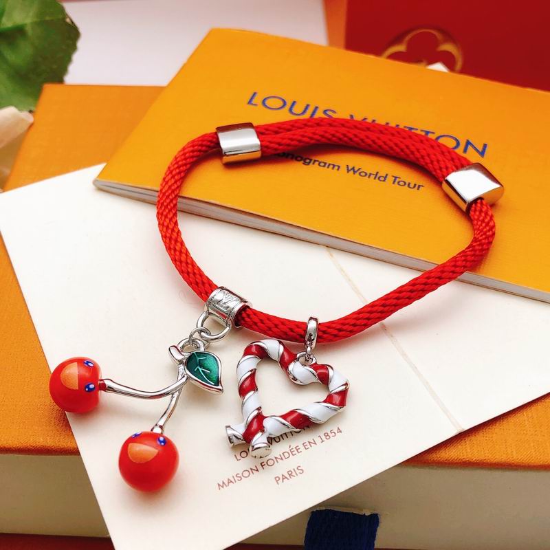 Lv Bracelet 02yxs55 (9)