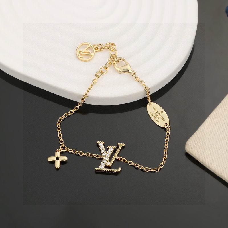 Lv Bracelet 03yxs101 (7)