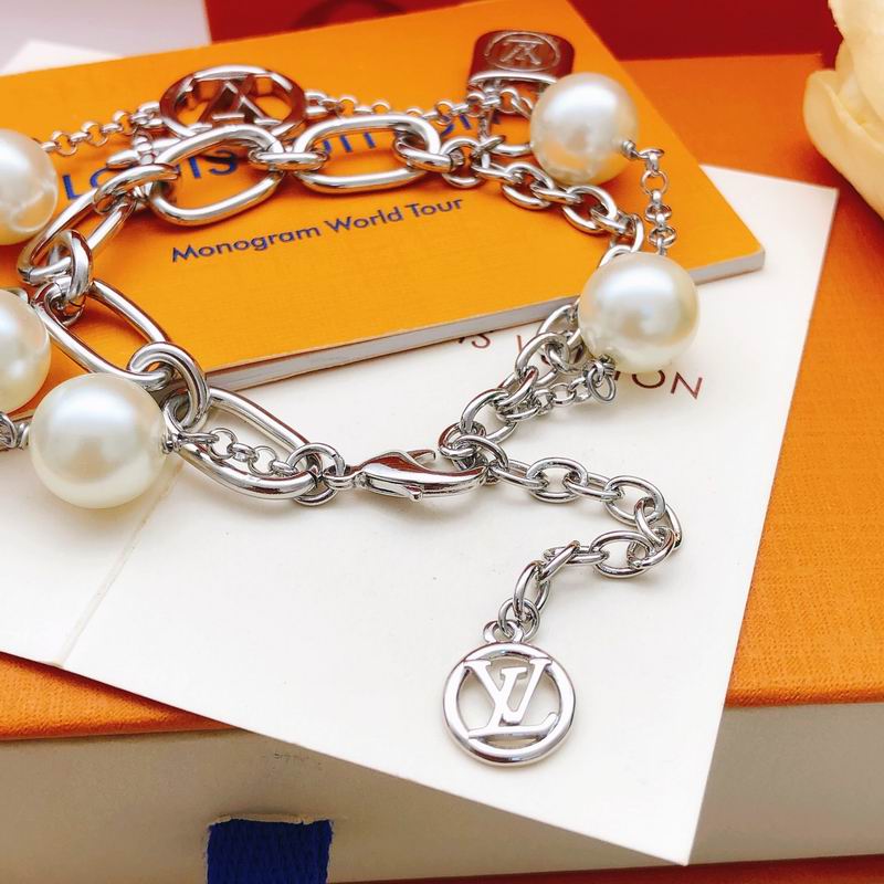 Lv Bracelet 03yxs109 (3)