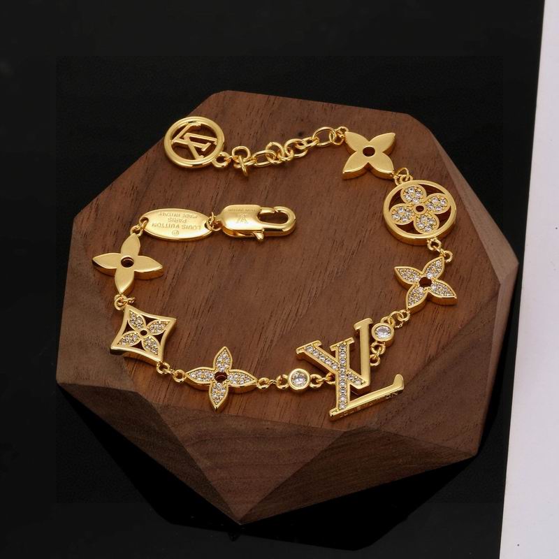 Lv Bracelet 03yxs115 (6)