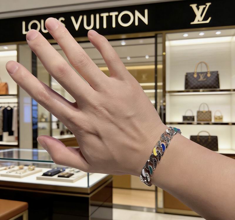 Lv Bracelet 03yxs117 (4)