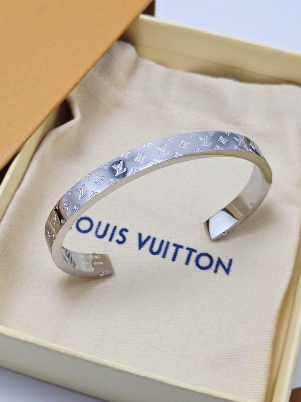 Lv Bracelet 03yxs124 (5)