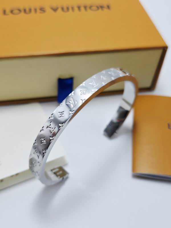 Lv Bracelet 03yxs124 (8)
