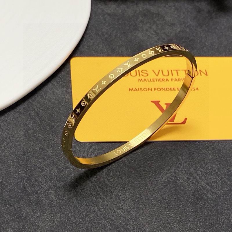 Lv Bracelet 03yxs127 (4)