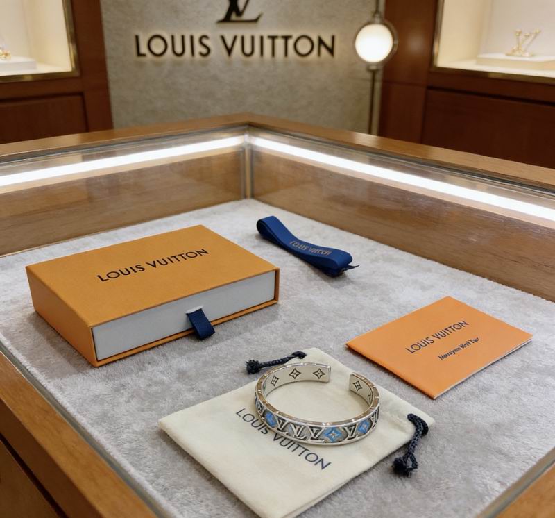 Lv Bracelet 03yxs130 (9)