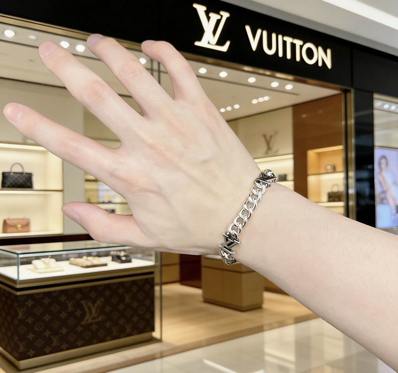 Lv Bracelet 03yxs131 (4)