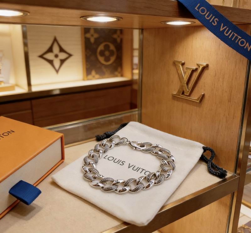 Lv Bracelet 03yxs133 (5)