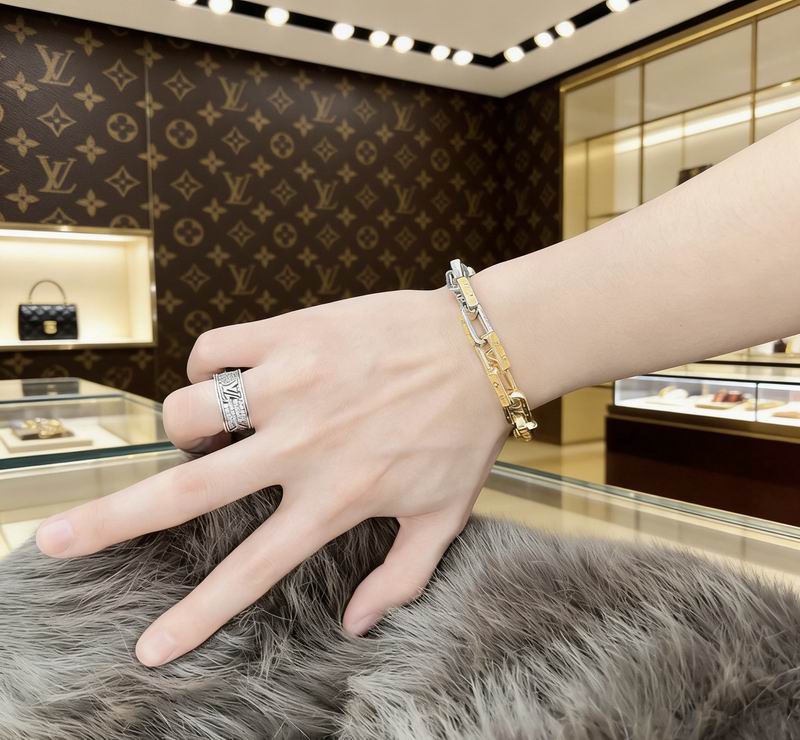 Lv Bracelet 03yxs135 (9)