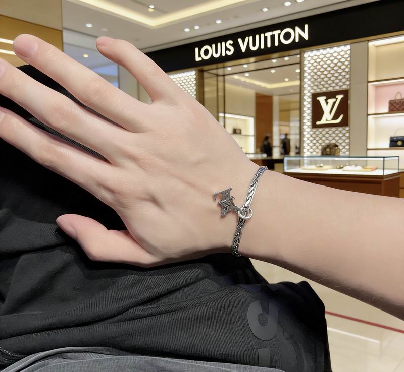 Lv Bracelet 03yxs139 (8)