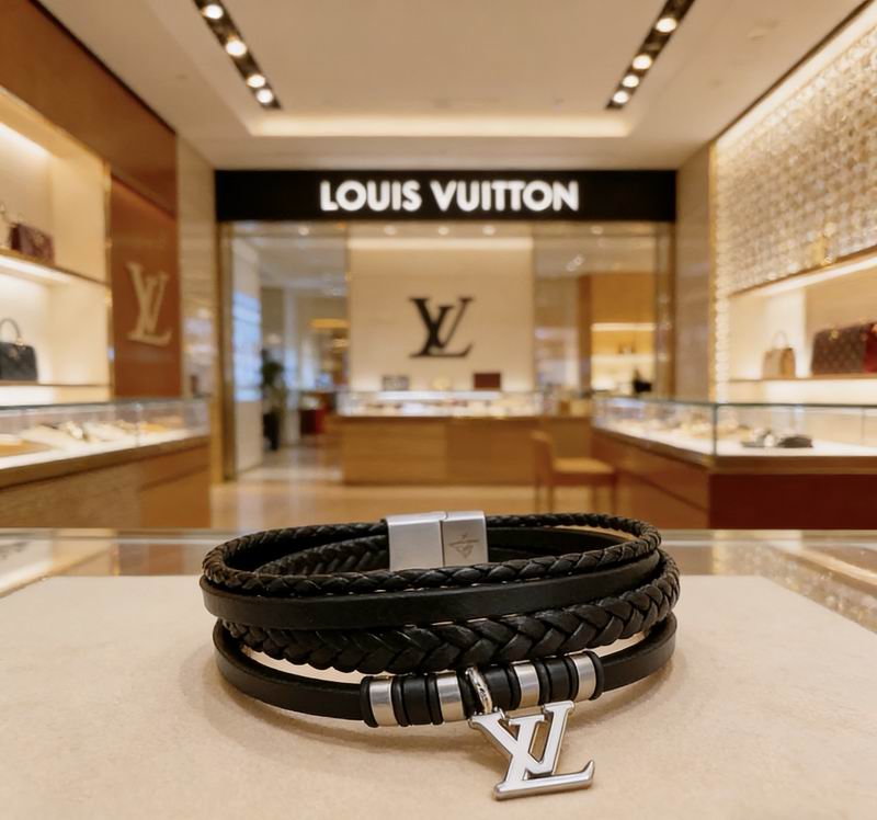 Lv Bracelet 03yxs82 (5)