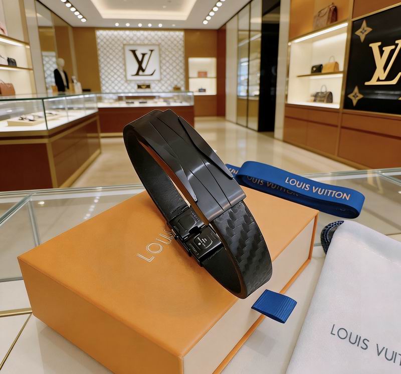 Lv Bracelet 03yxs83 (2)