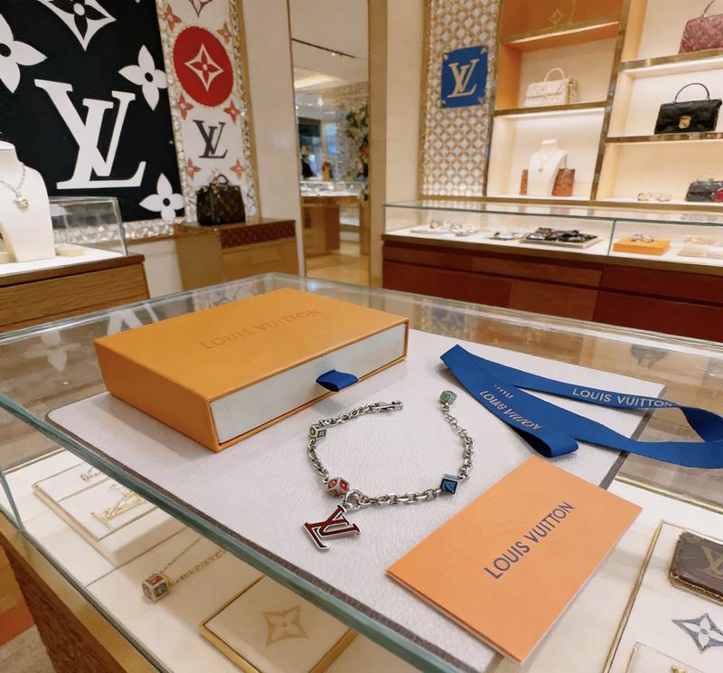 Lv Bracelet 03yxs96 (8)