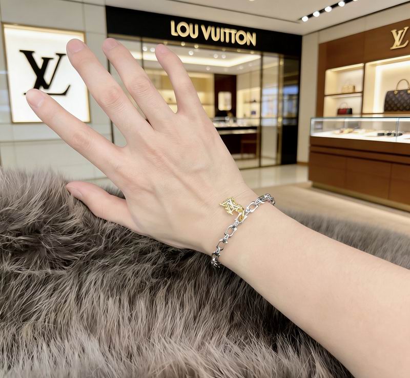 Lv Bracelet 03yxs97 (3)