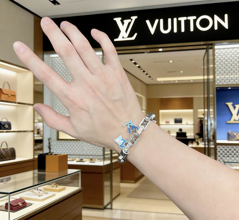 Lv Bracelet 03yxs98 (2)