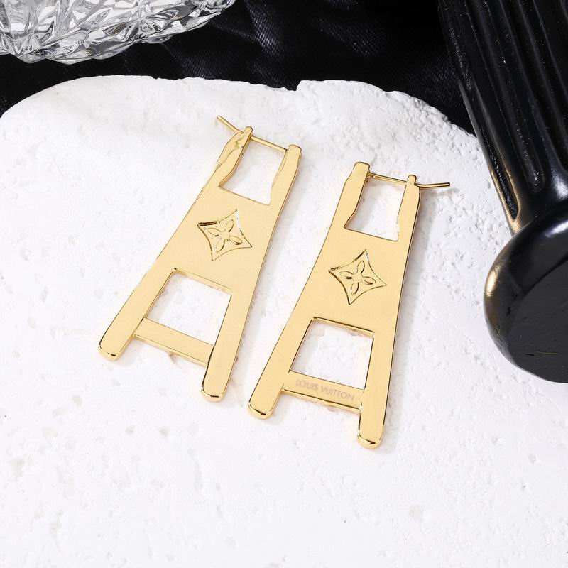 Lv Earring 02yxs18 (2)