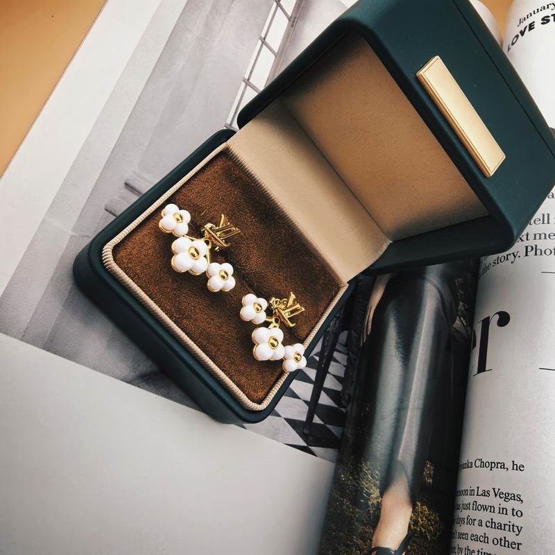 Lv Earring 02yxs21 (6)