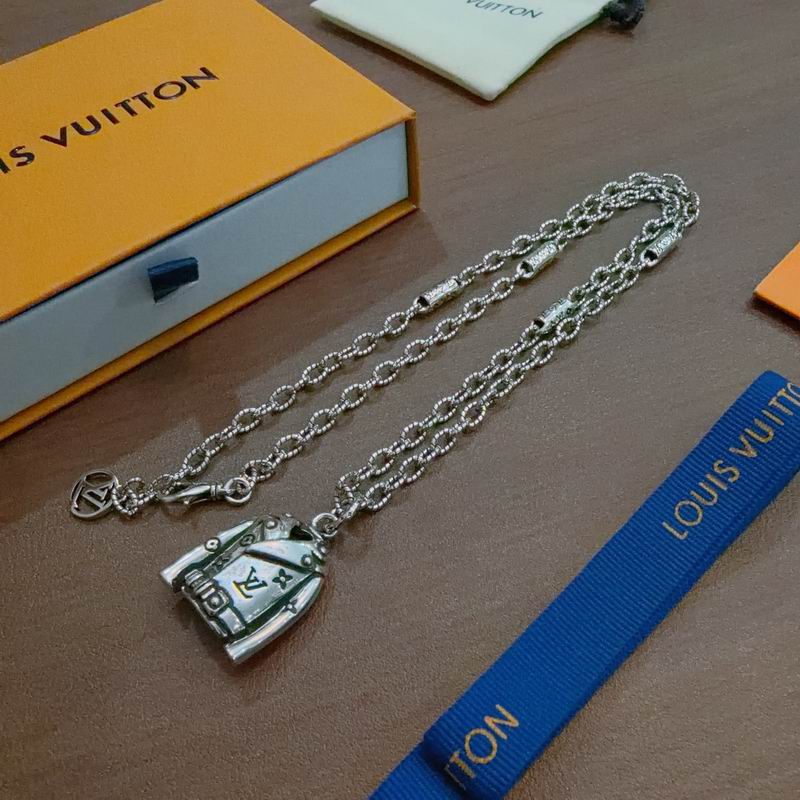 Lv Necklace 02yxs03 (5)