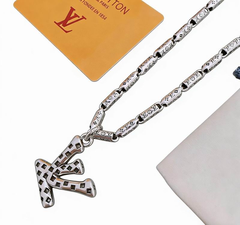 Lv Necklace 02yxs06 (5)