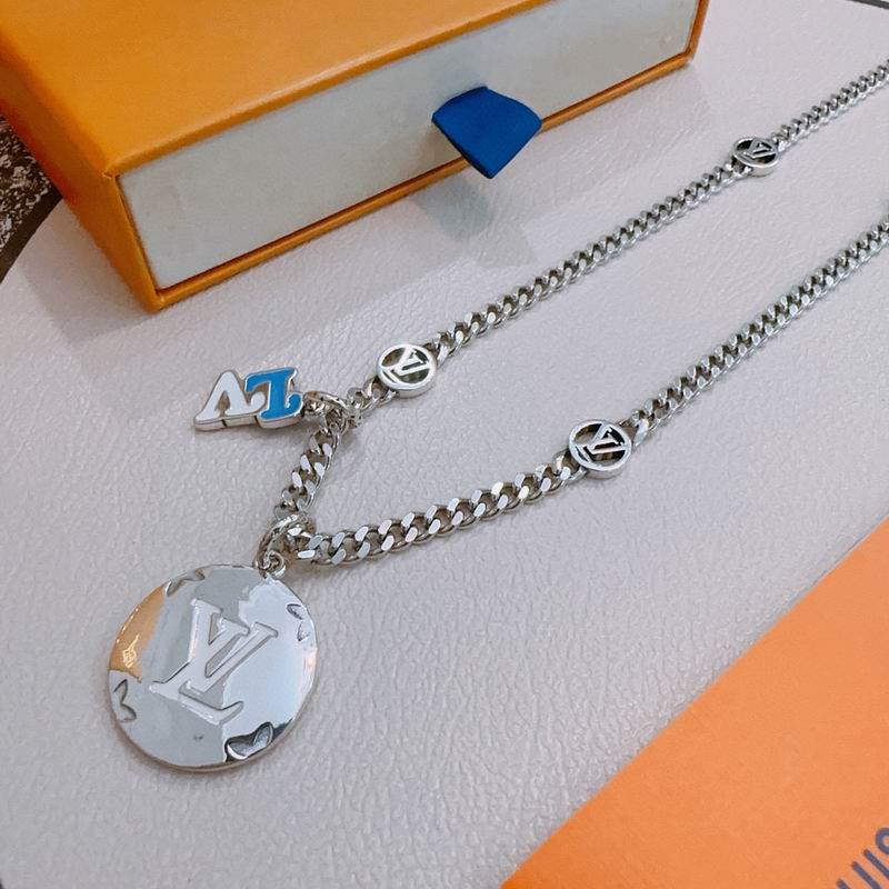 Lv Necklace 02yxs12 (5)