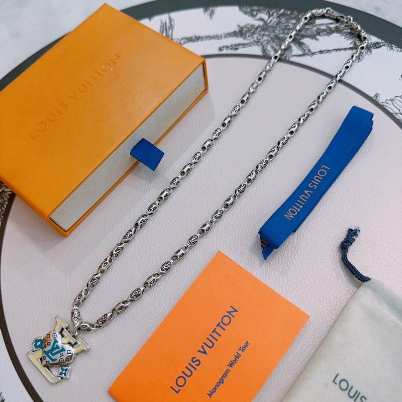 Lv Necklace 02yxs13 (3)