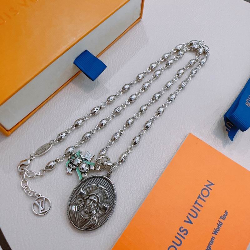 Lv Necklace 02yxs14 (2)