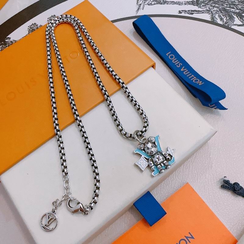 Lv Necklace 02yxs17 (1)