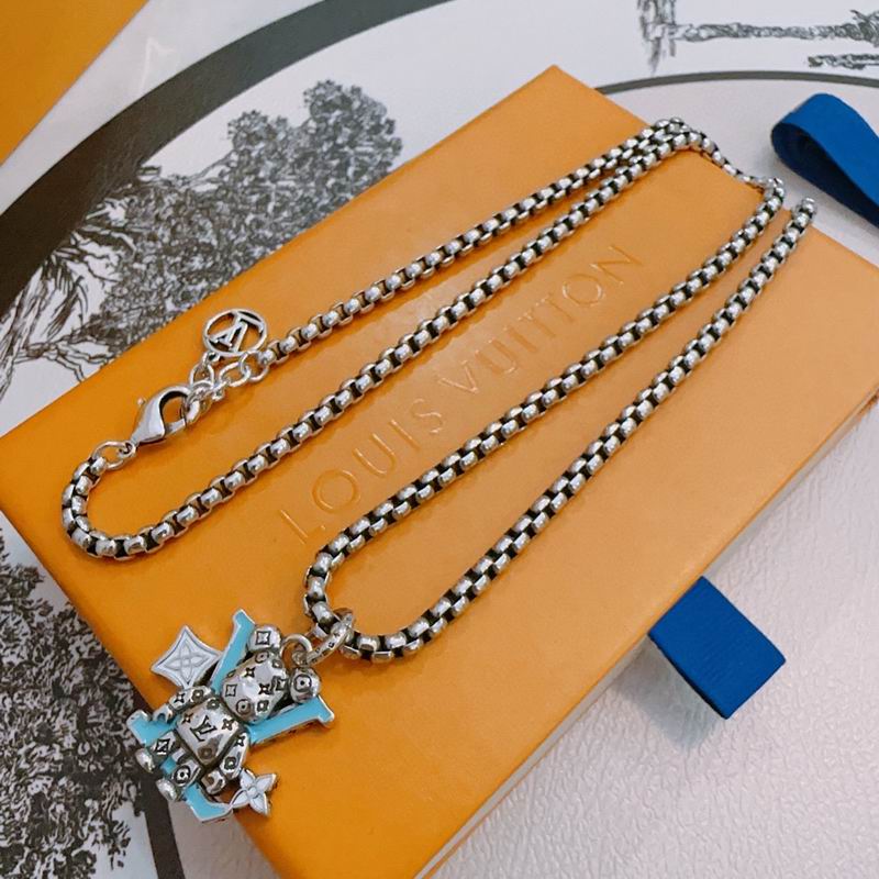 Lv Necklace 02yxs17 (3)
