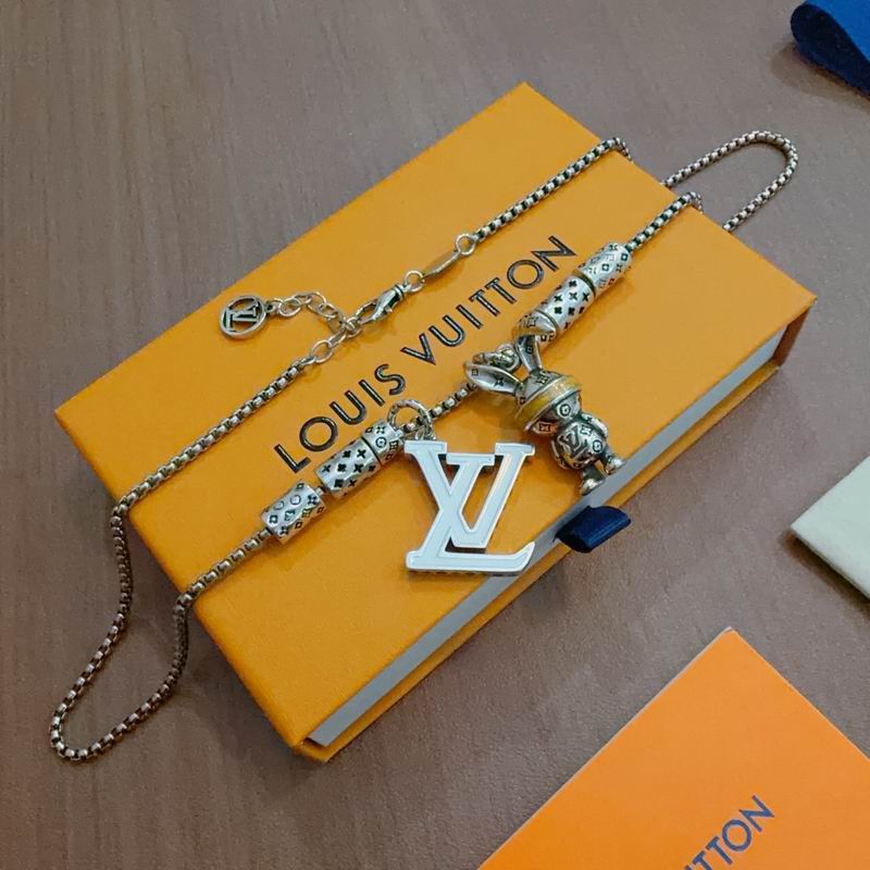 Lv Necklace 02yxs19 (3)